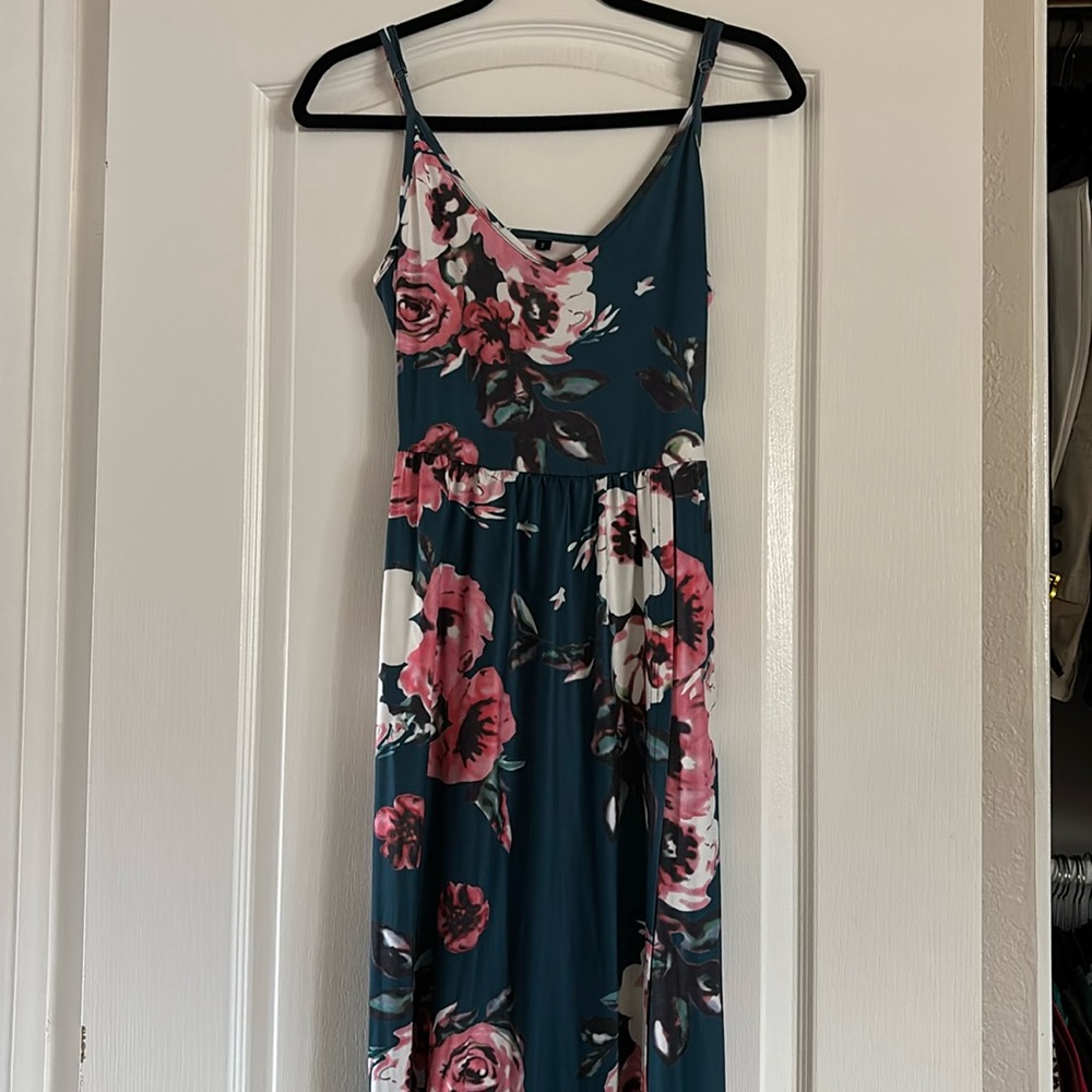 Women’s maxi dress